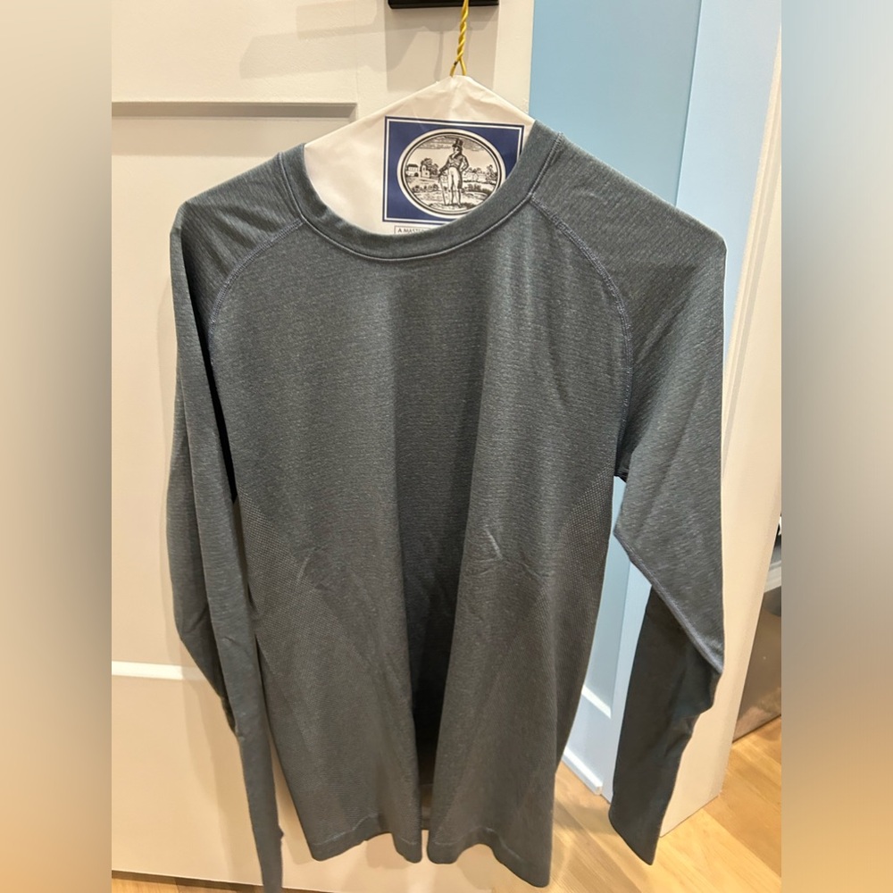 Lululemon Men’s Metal Tech Long Sleeve Shirt